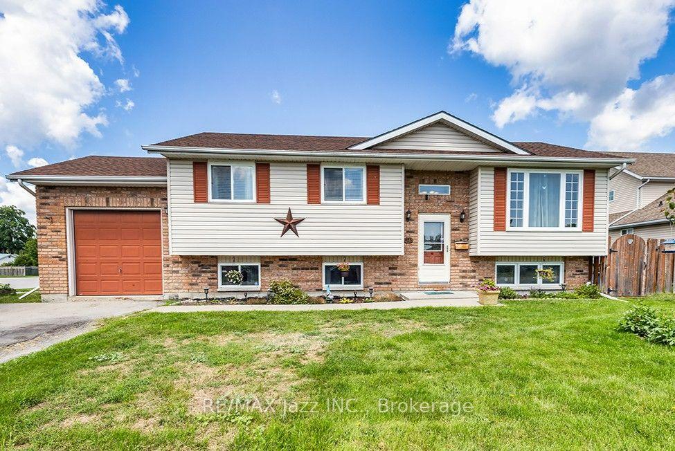 24-glenn-drive-quinte-west-ontario-x13676394