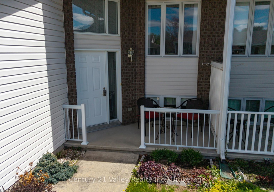 439-mayhew-street-renfrew-ontario-x13676406