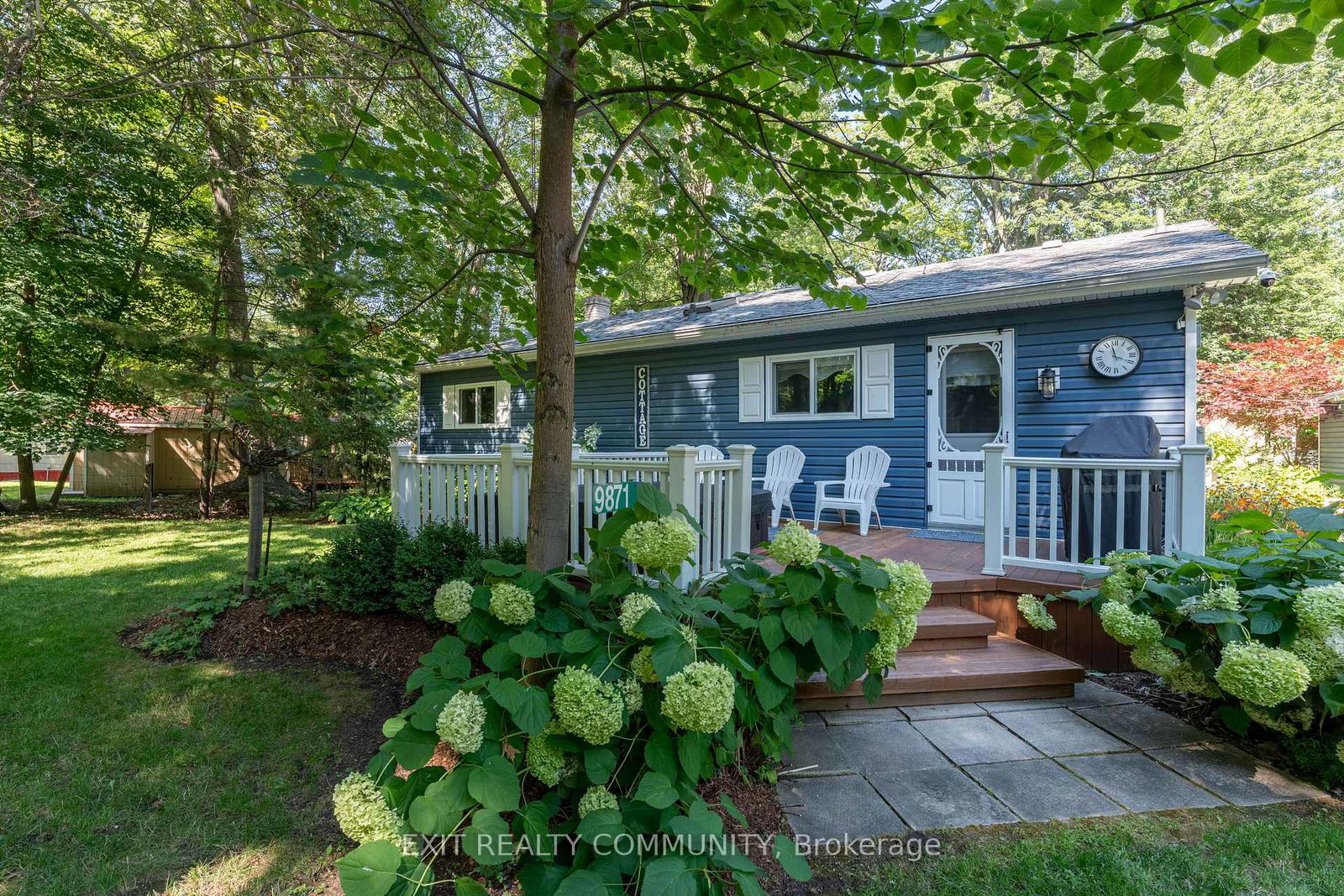 9871-phoebe-lane-n-lambton-shores-ontario-x13676420