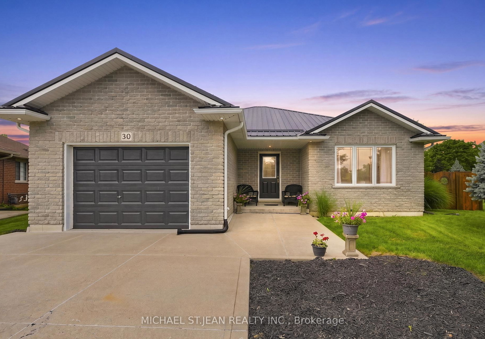 30-leslie-street-haldimand-ontario-x13676902