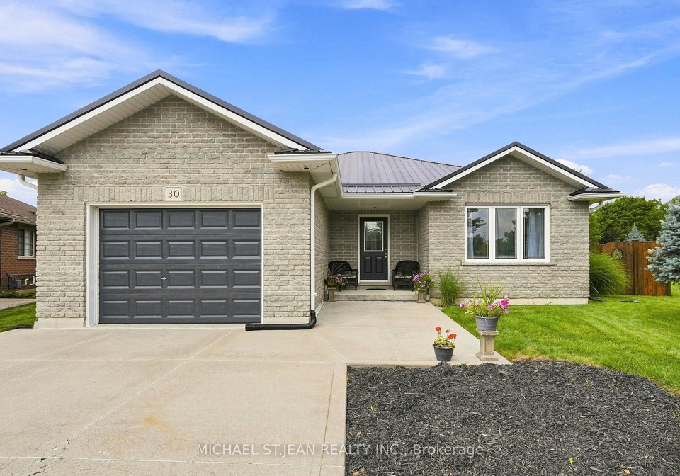 30-leslie-street-haldimand-ontario-x13676902