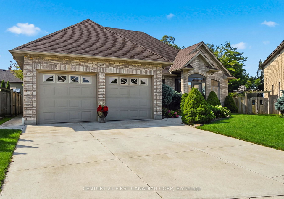 2285-lilac-avenue-london-south-ontario-x13676930