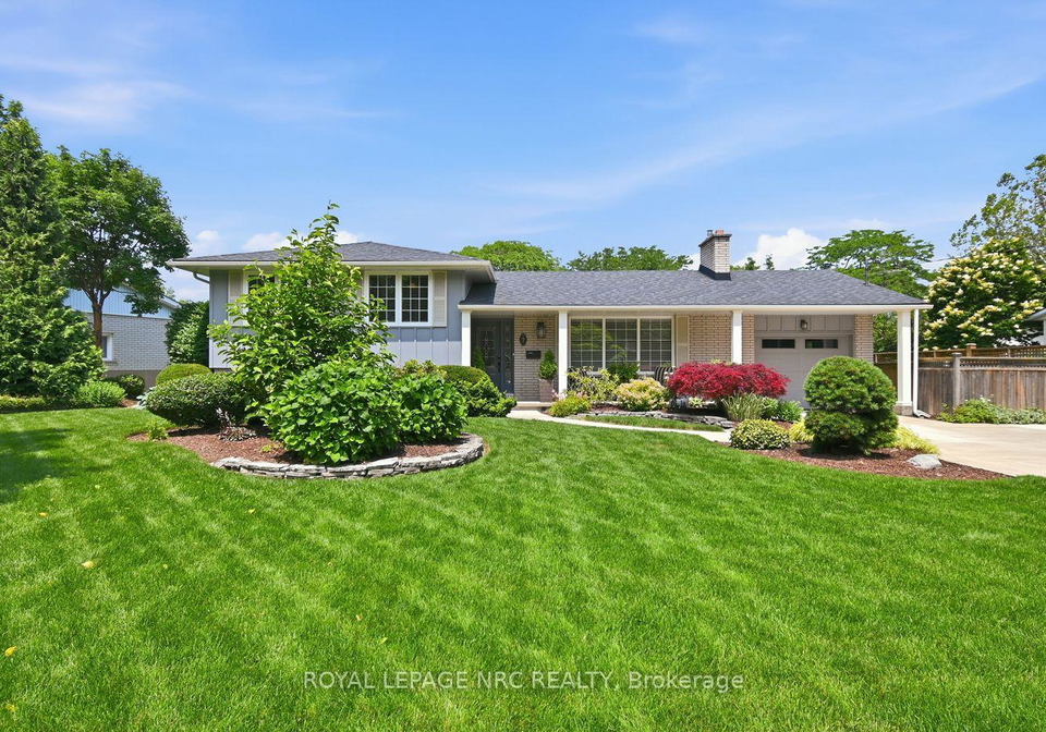 7-kings-grant-court-w-st-catharines-ontario-x13676958