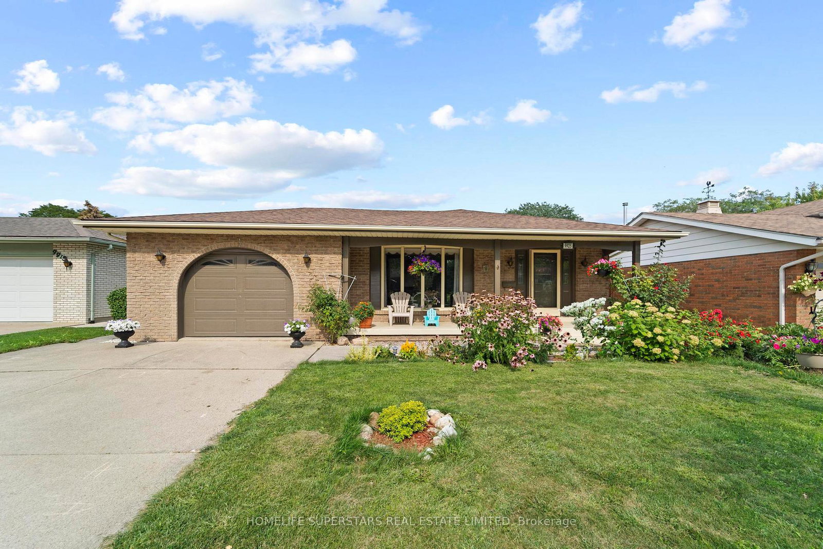 9925-holly-crescent-windsor-ontario-x13676972