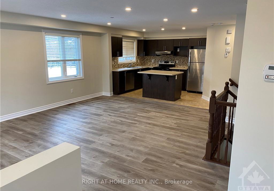 286-titanium-private-ottawa-ontario-x13676986