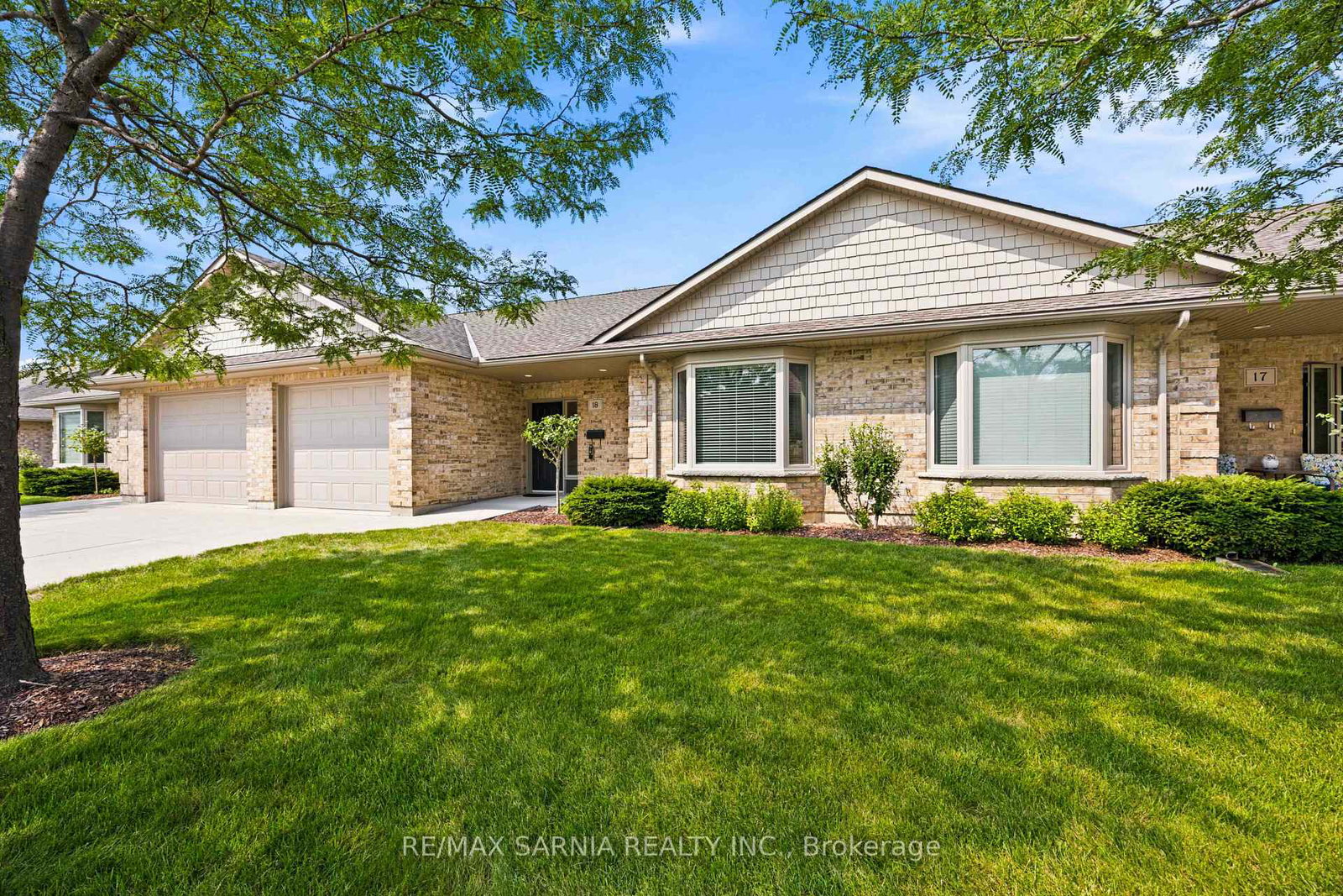 5969-townsend-line-lambton-shores-ontario-x13676990