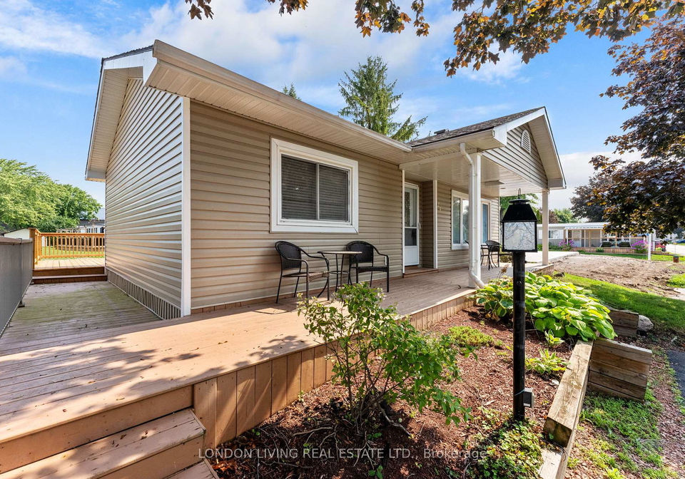 23-pebble-beach-parkway-south-huron-ontario-x13677022