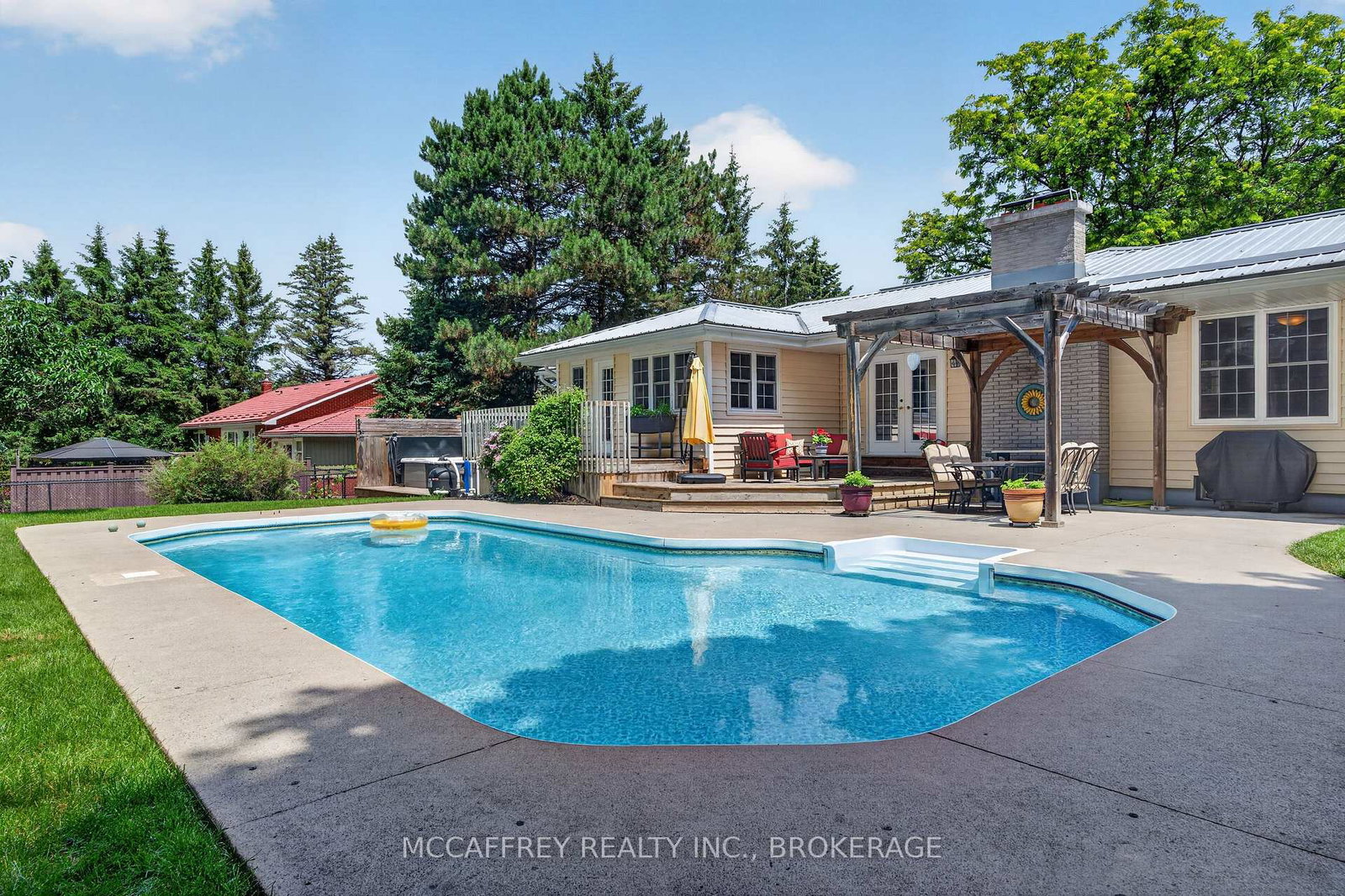 62-edgewood-drive-greater-napanee-ontario-x13677184