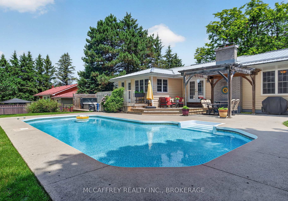62-edgewood-drive-greater-napanee-ontario-x13677184