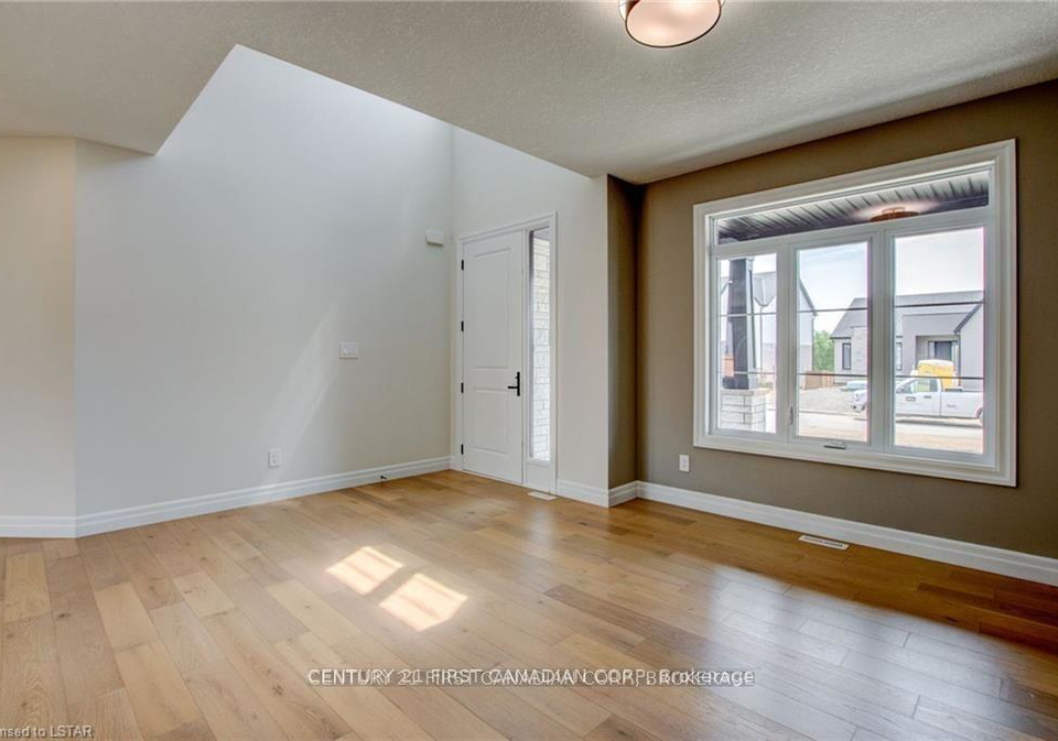 58-aspen-circle-thames-centre-ontario-x13677528