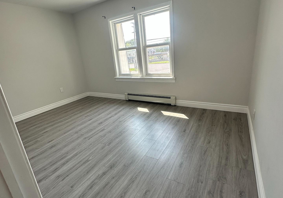 68-fraser-street-port-colborne-ontario-x13677574