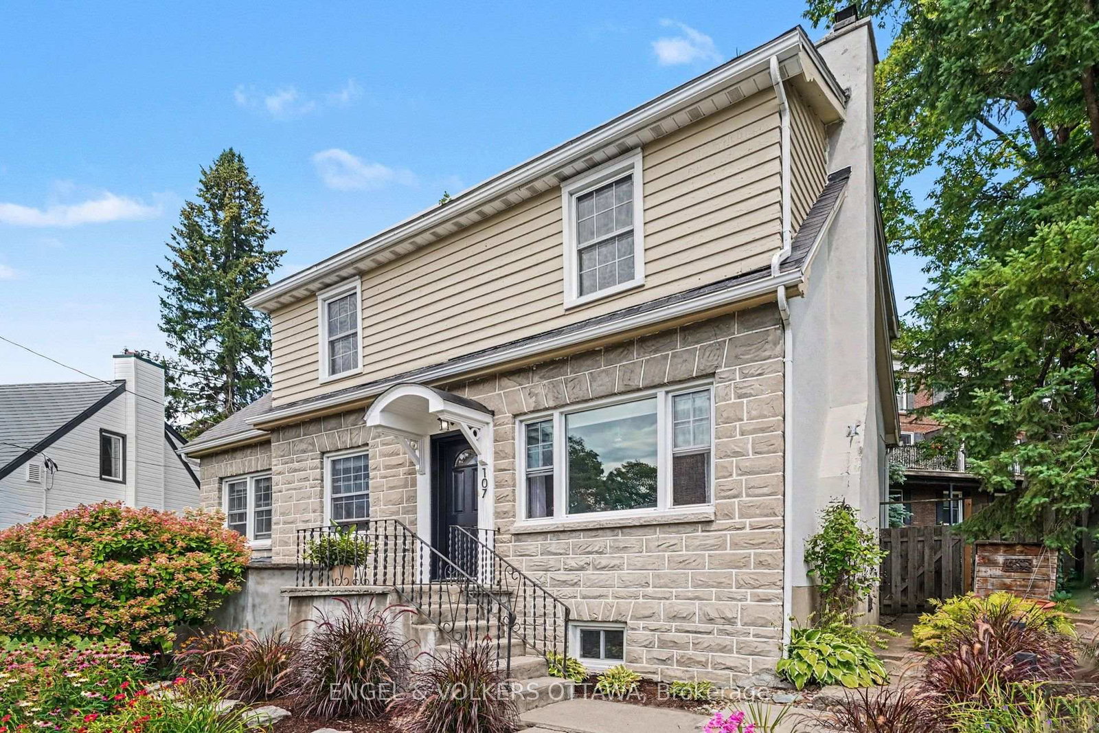 107-ivy-crescent-ottawa-ontario-x13677578