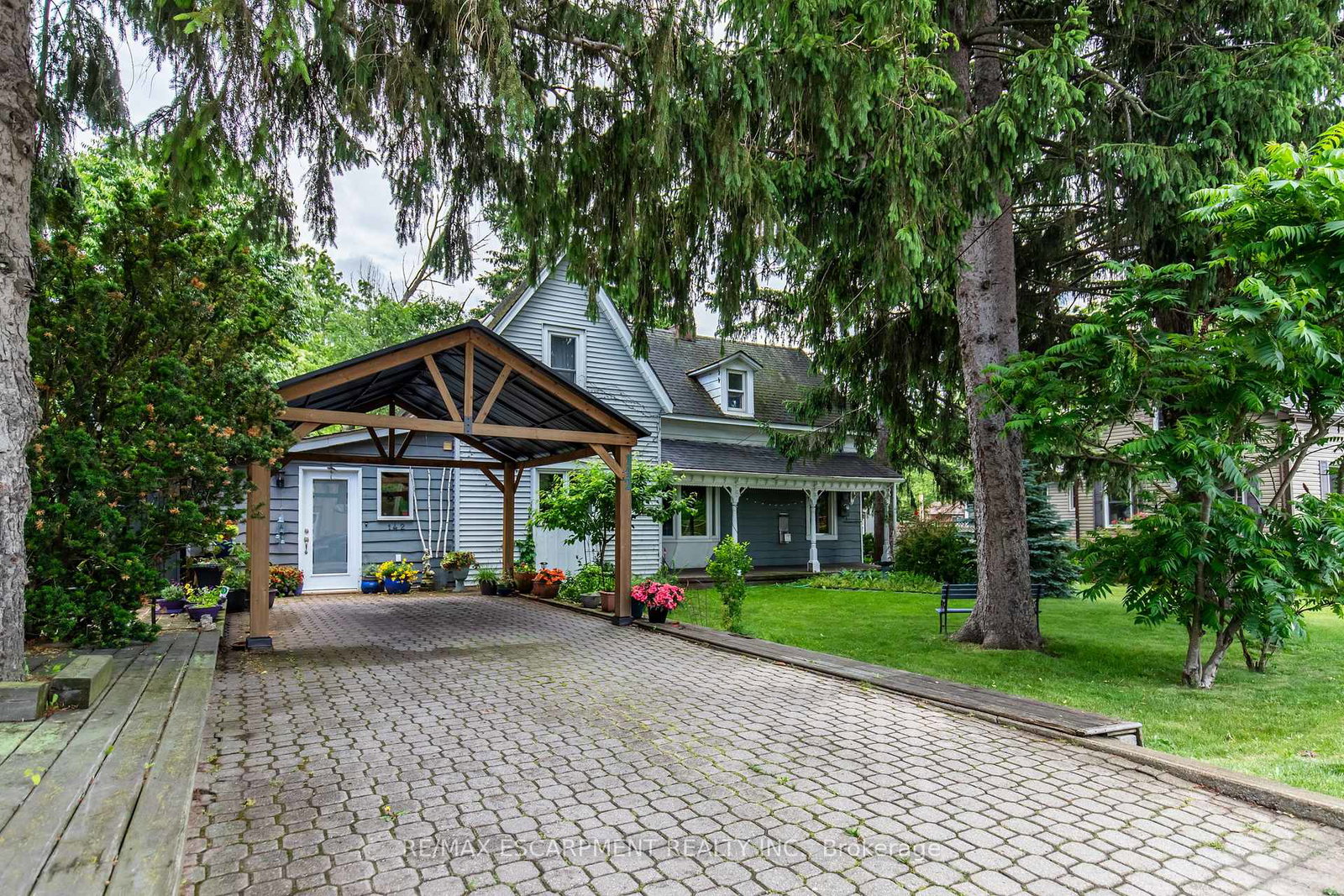 142-griffin-street-s-west-lincoln-ontario-x13677778