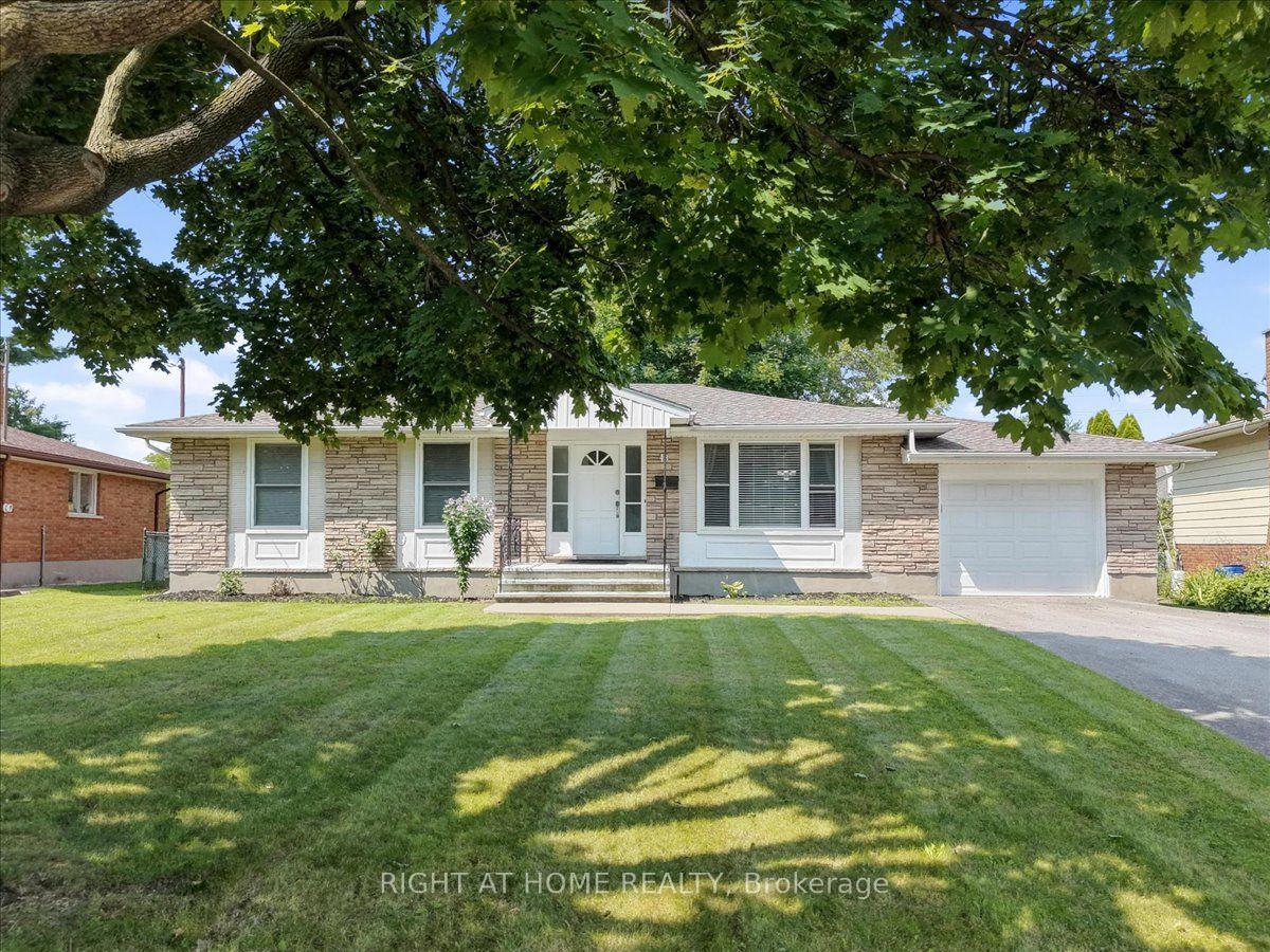 43-monarch-park-drive-st-catharines-ontario-x13677784