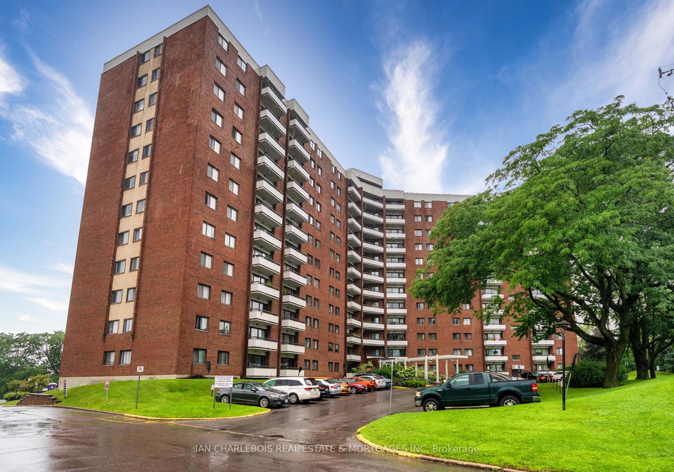20-chesterton-drive-ottawa-ontario-x13677838