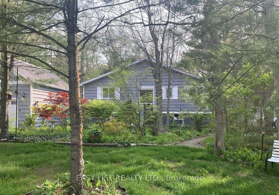 10161-andrea-street-lambton-shores-ontario-x13677998