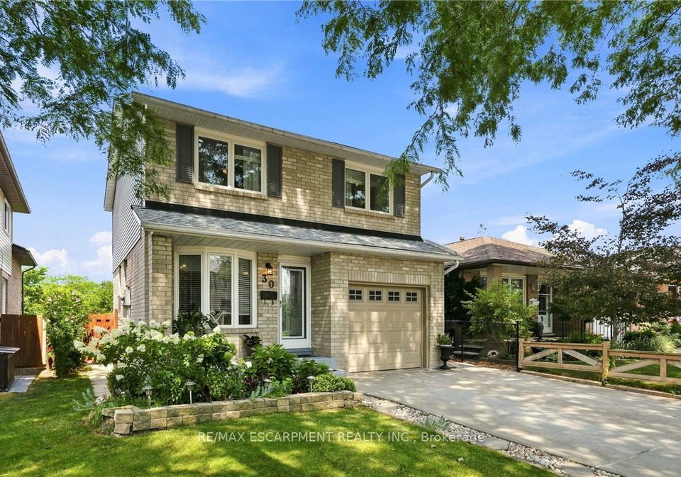30-twinoaks-crescent-hamilton-ontario-x13678016