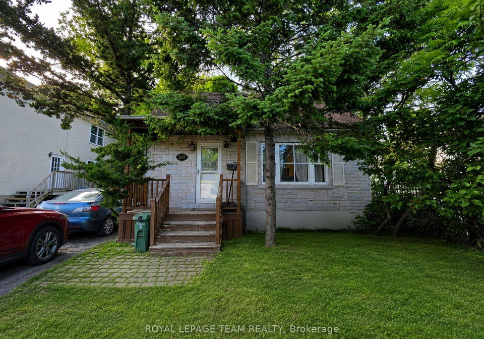 1247-summerville-avenue-ottawa-ontario-x13678052