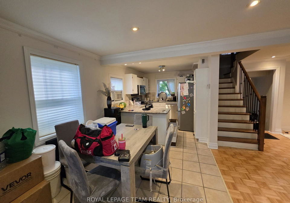 1247-summerville-avenue-ottawa-ontario-x13678052