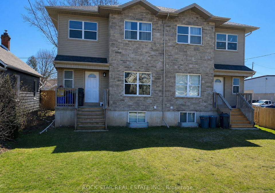 20b-chestnut-street-e-st-catharines-ontario-x13678072
