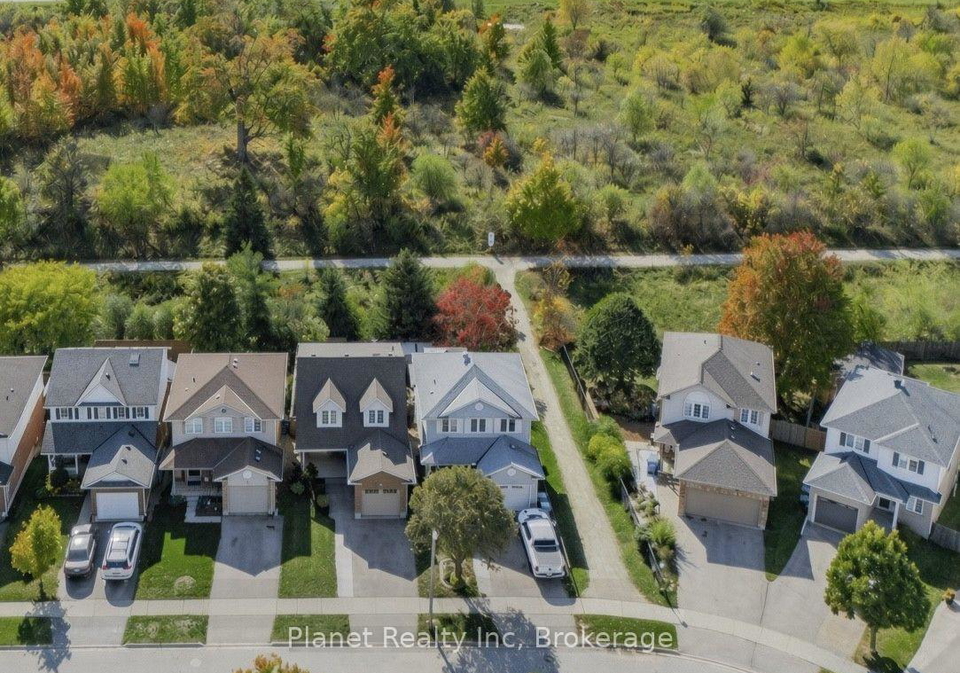 41-boulder-crescent-guelph-ontario-x13678094