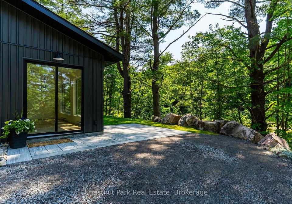 1510-highway-141-huntsville-ontario-x13678612