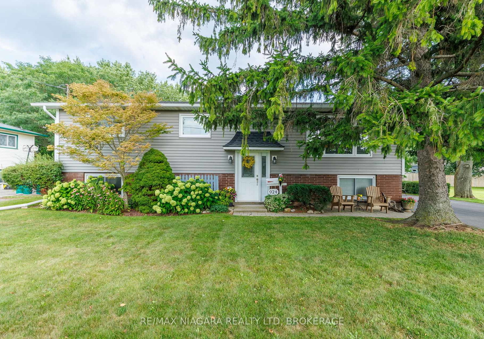 924-daytona-drive-fort-erie-ontario-x13678620
