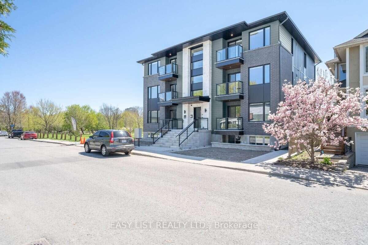 152-springhurst-avenue-ottawa-ontario-x13678704