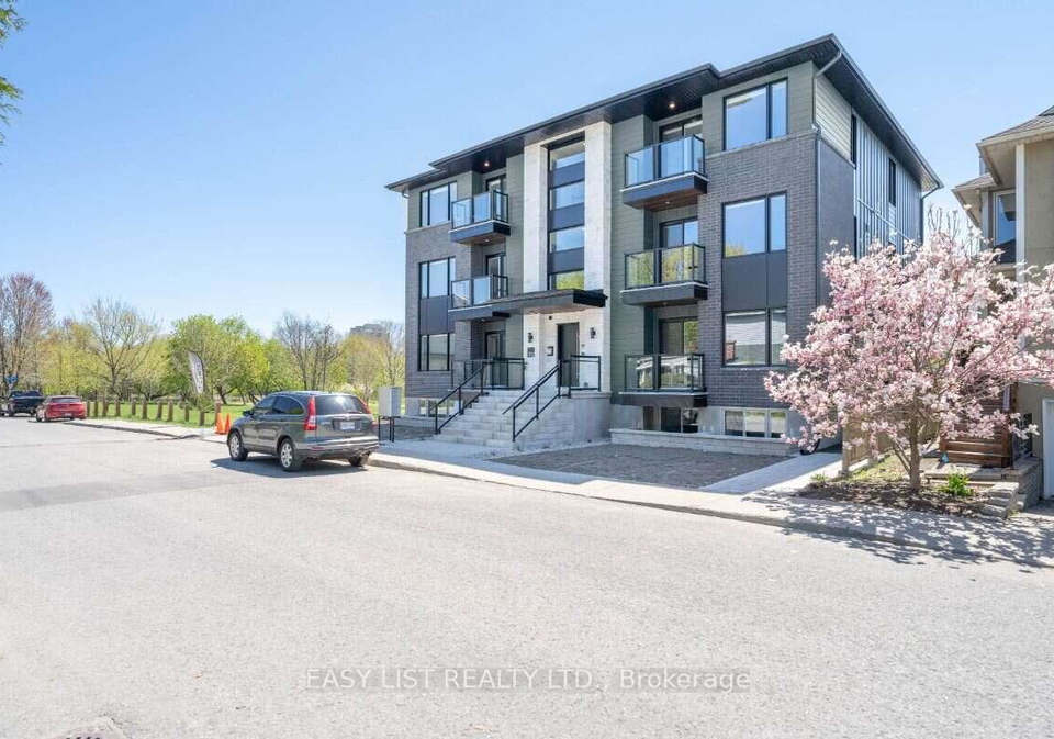 152-springhurst-avenue-ottawa-ontario-x13678704