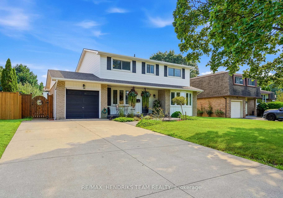 4-royal-orchard-crescent-st-catharines-ontario-x13678726