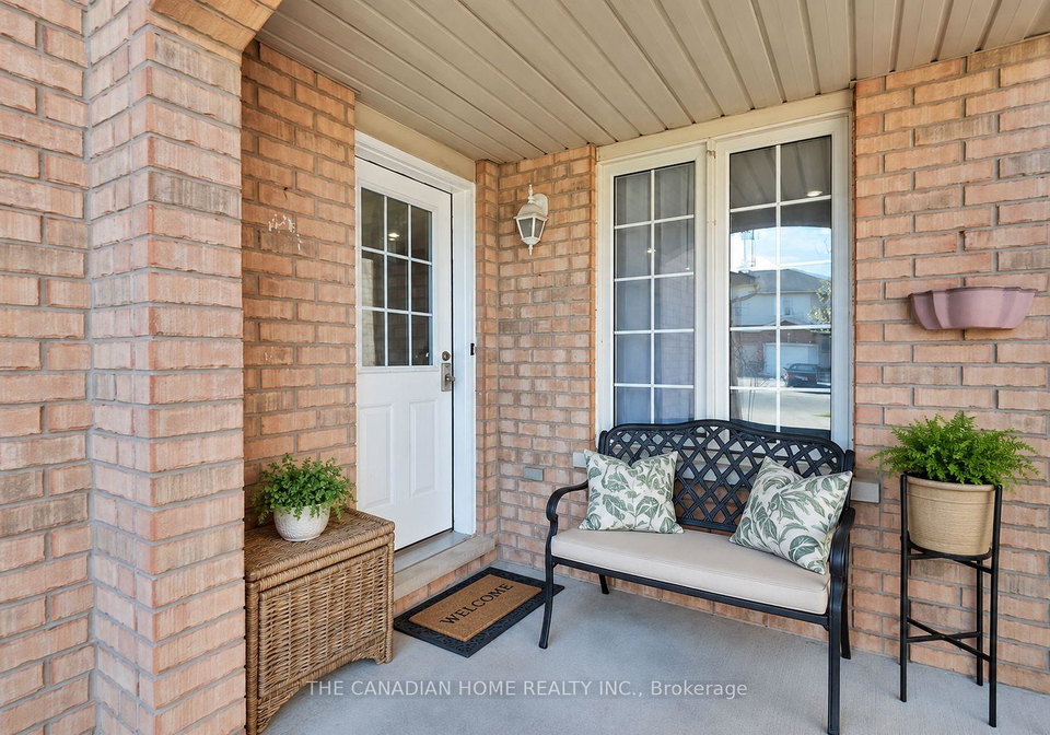 10-jonathon-court-hamilton-ontario-x13678840