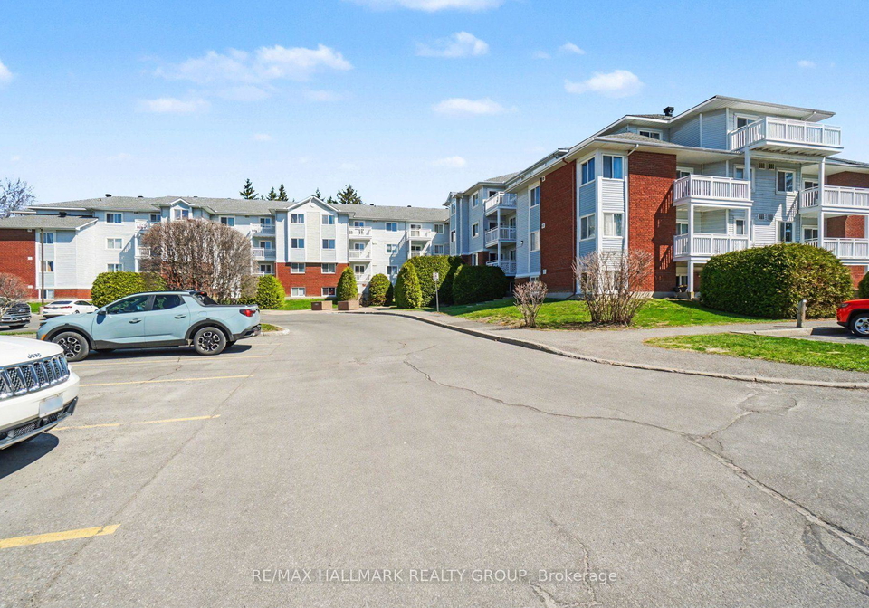 266-lorry-greenberg-drive-ottawa-ontario-x13678862