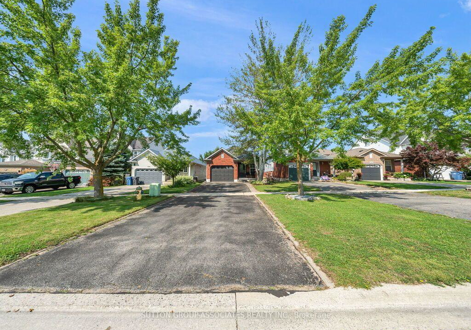 396-grange-road-guelph-ontario-x13678982