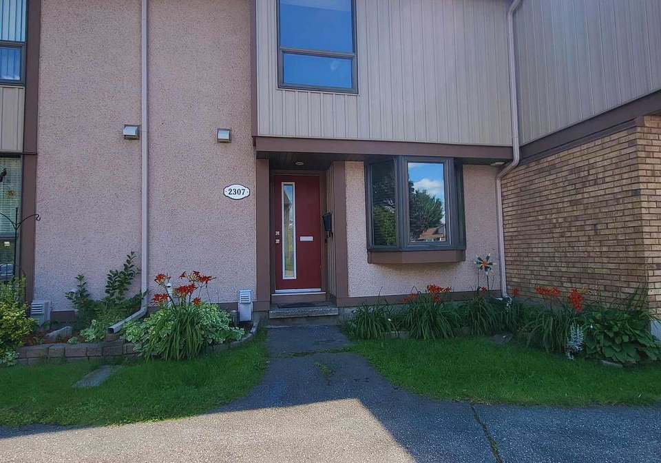 2307-stonehenge-crescent-ottawa-ontario-x13679056