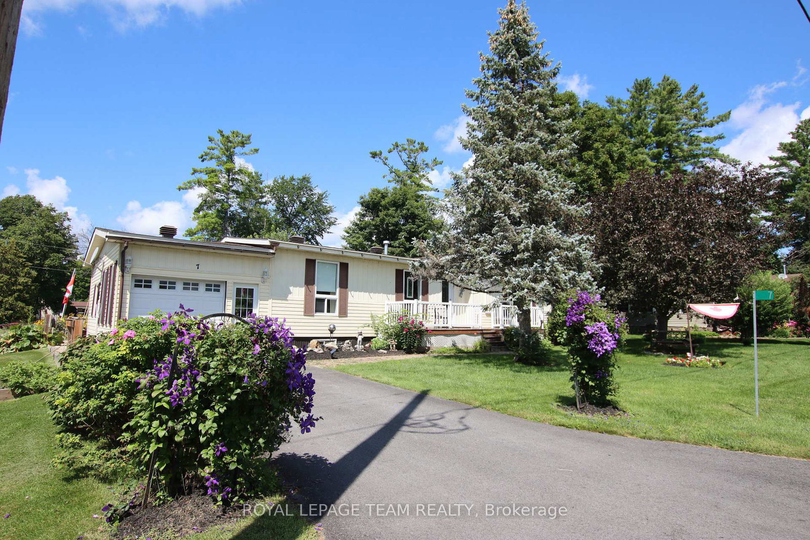 7-woodside-lane-mcnabbraeside-ontario-x13679082