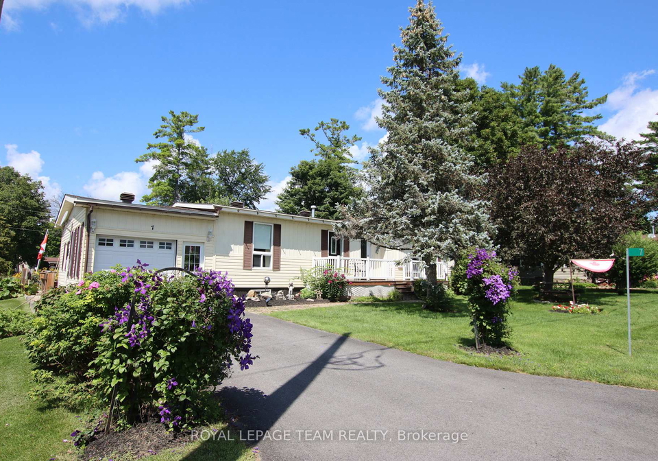 7-woodside-lane-mcnabbraeside-ontario-x13679082