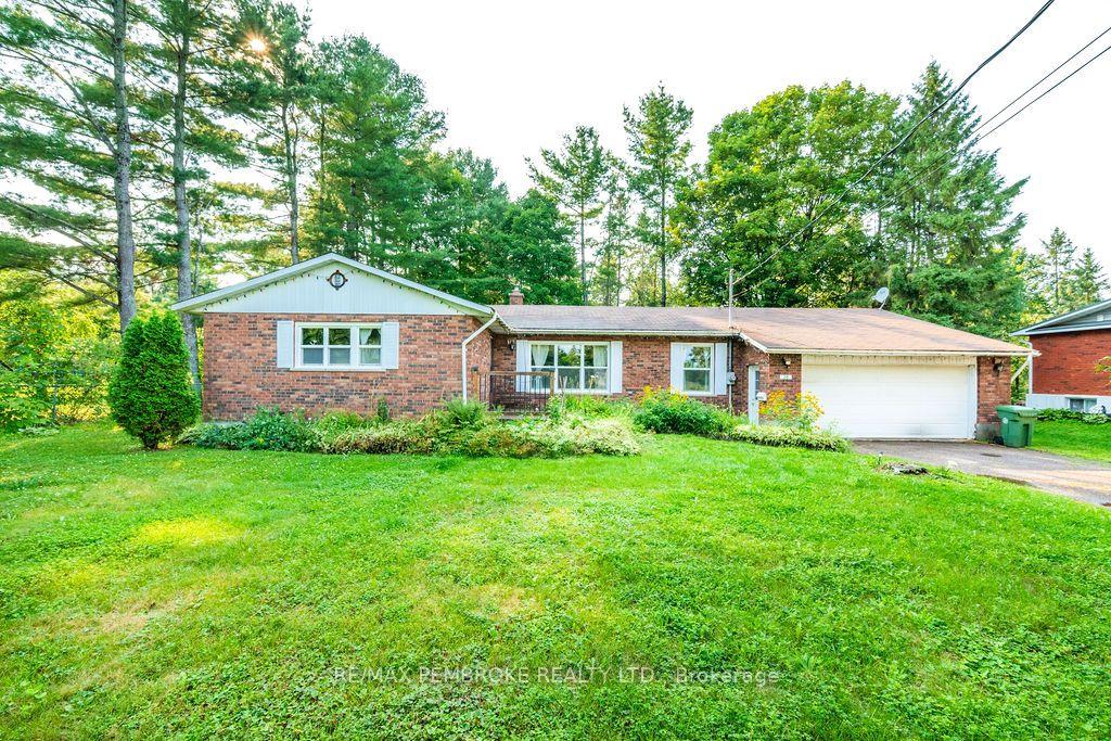 20-meadowbrook-drive-laurentian-valley-ontario-x13679278