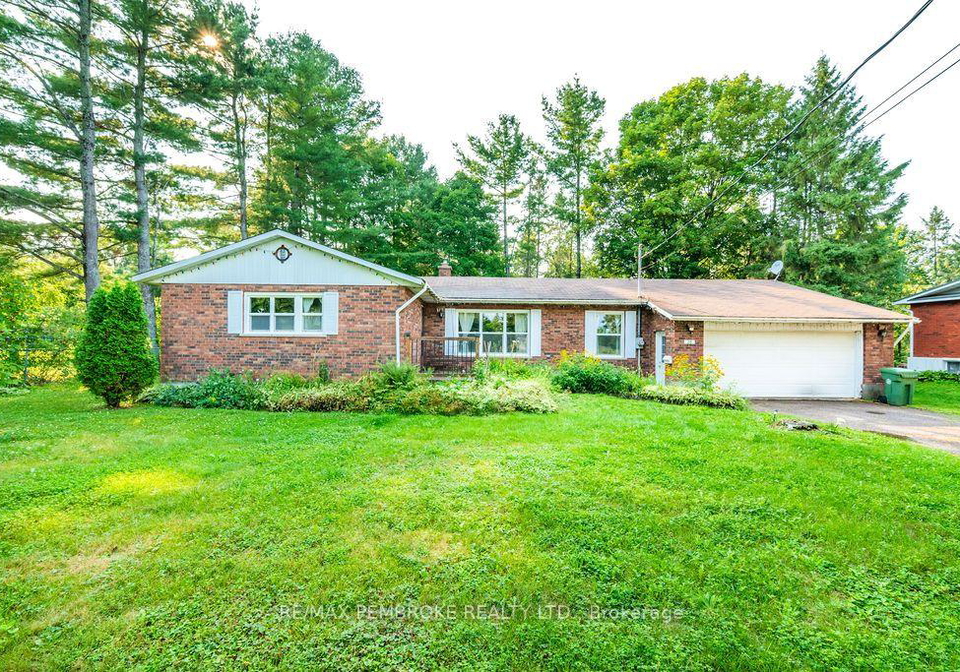 20-meadowbrook-drive-laurentian-valley-ontario-x13679278