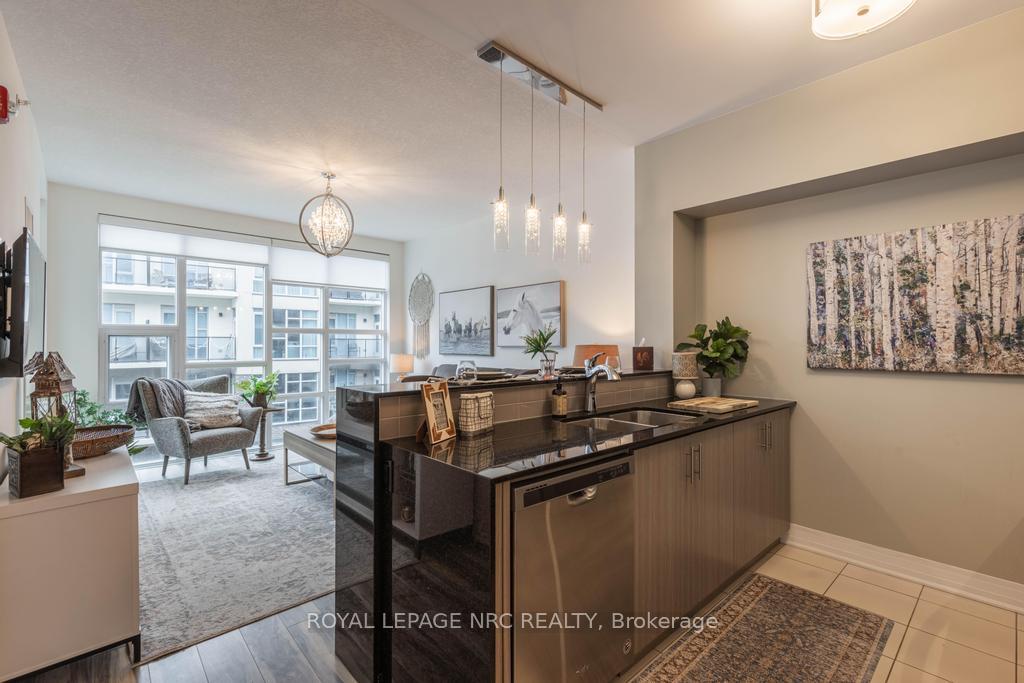 10-concord-place-grimsby-ontario-x13679320