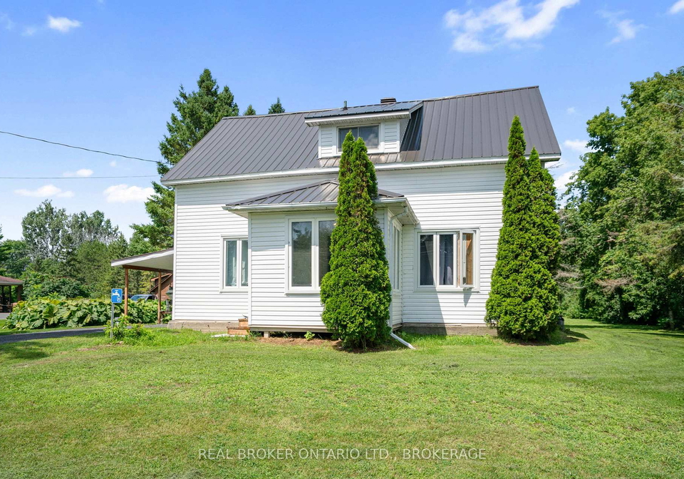 15631-manning-road-south-stormont-ontario-x13679464