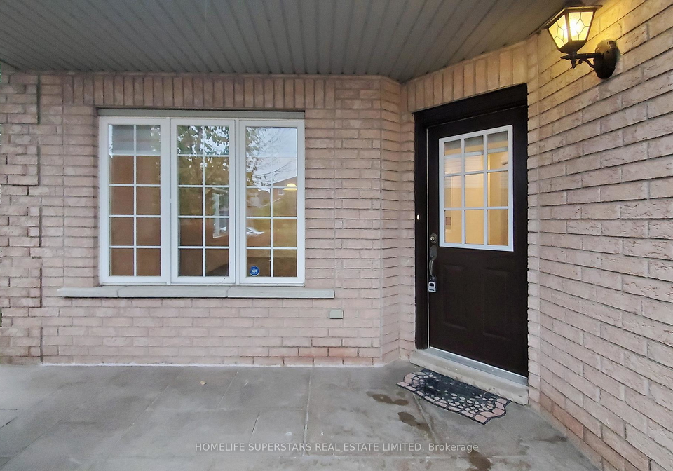 32-holkham-avenue-hamilton-ontario-x13679526