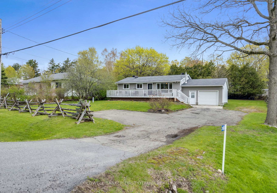 2498-rideau-ferry-road-drummondnorth-elmsley-ontario-x13679652