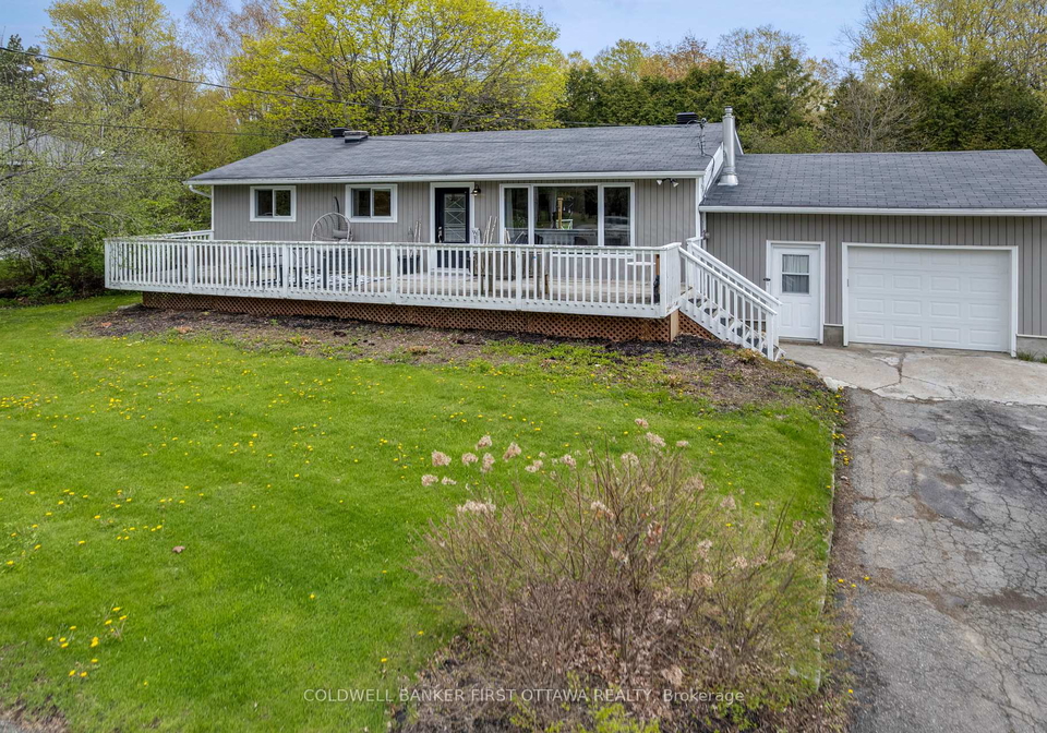 2498-rideau-ferry-road-drummondnorth-elmsley-ontario-x13679652
