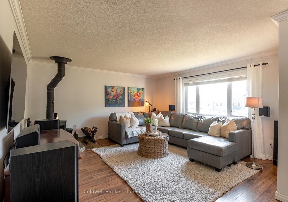 10-renwick-drive-huntsville-ontario-x13679768
