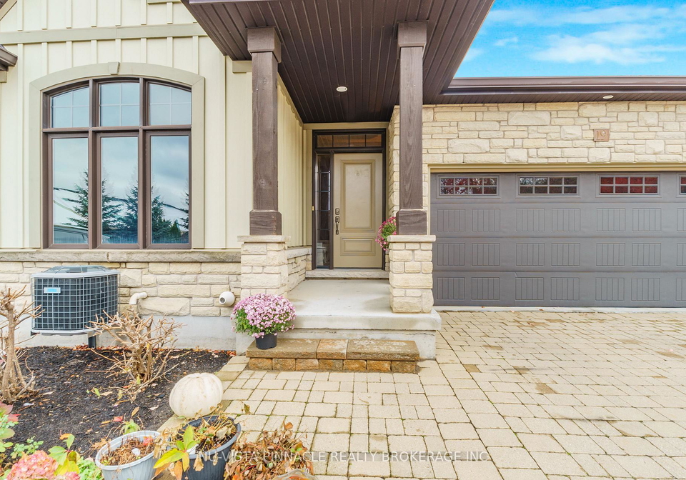 19-e-hillside-drive-e-niagara-on-the-lake-ontario-x13679808