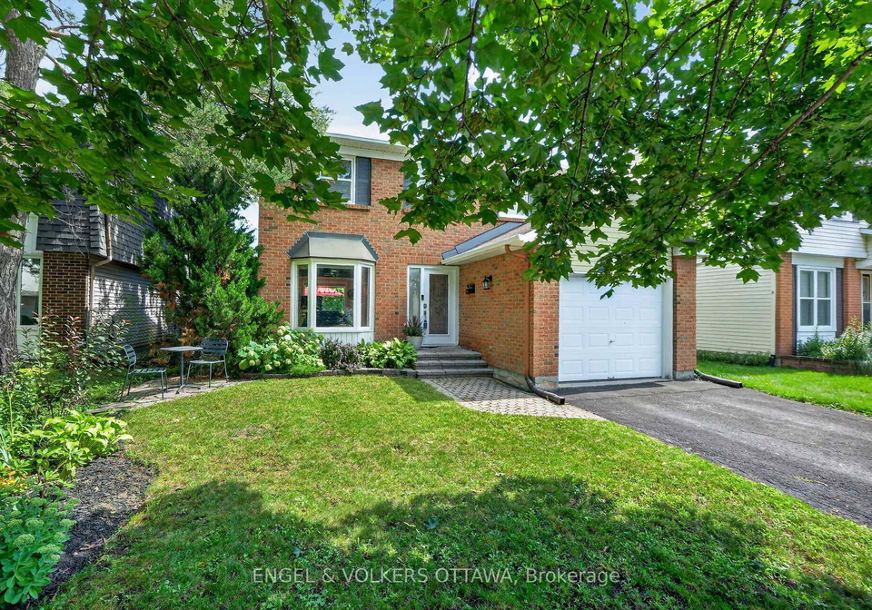 1069-st-germain-crescent-ottawa-ontario-x13679868