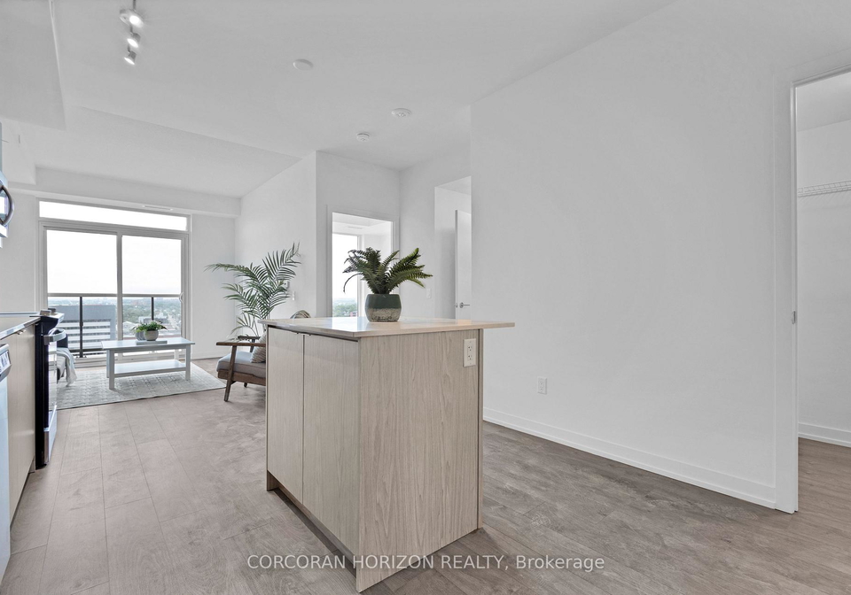 55-duke-street-w-kitchener-ontario-x13679942
