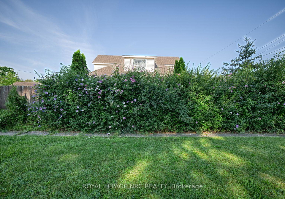 242-henrietta-street-fort-erie-ontario-x13679970