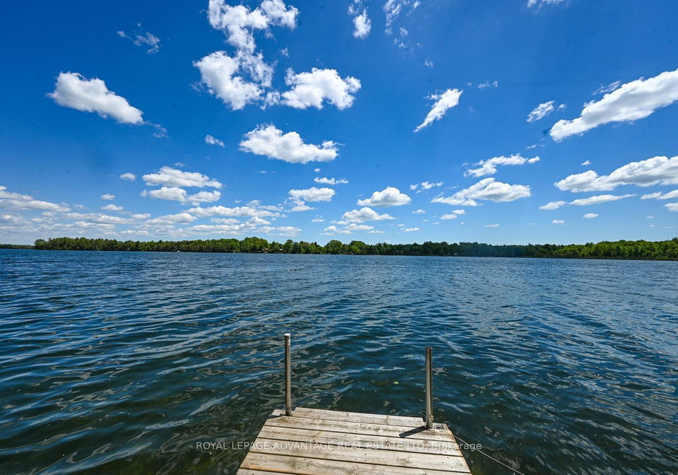 7-b5a-road-rideau-lakes-ontario-x13680066