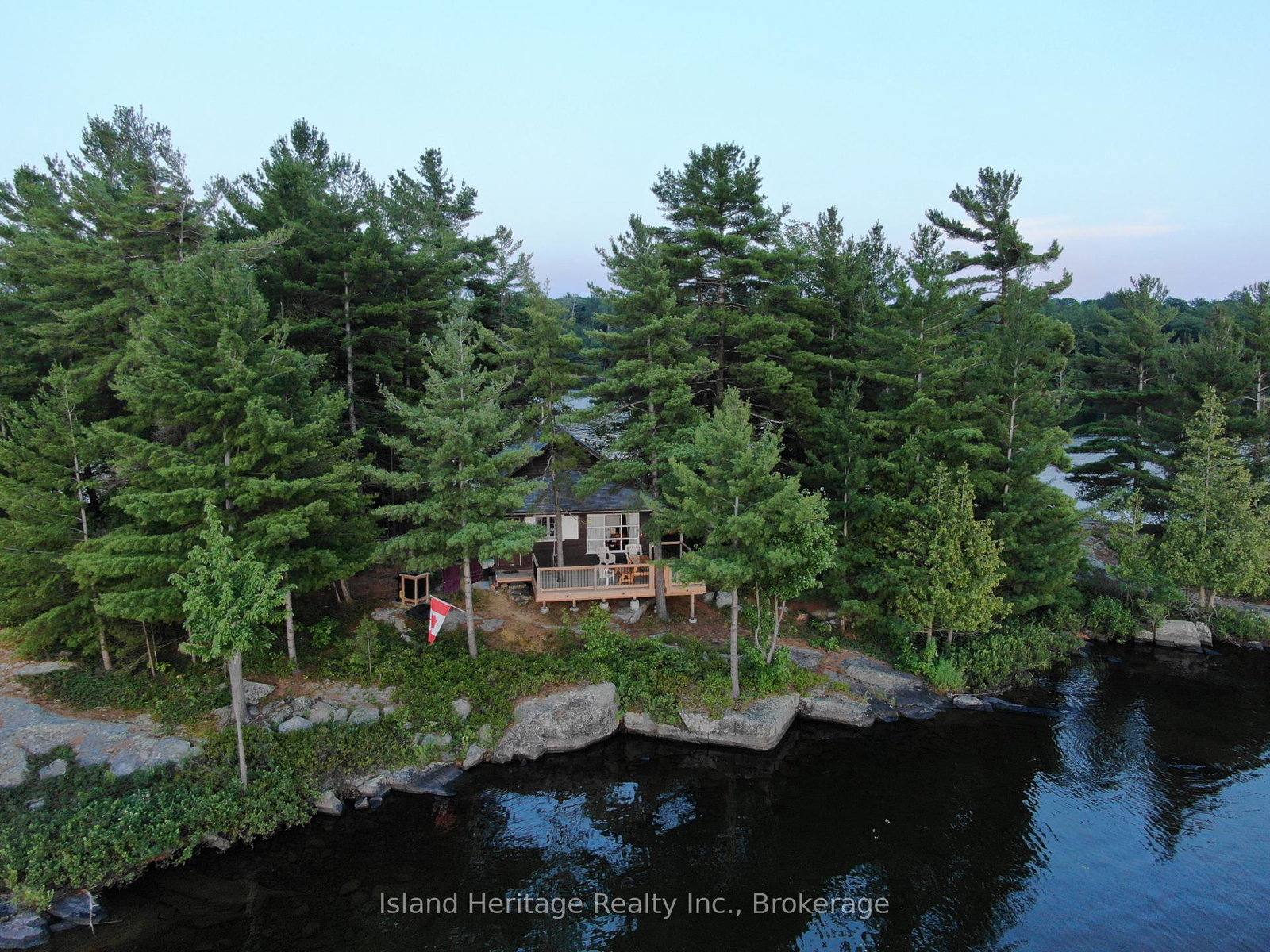 2-trout-lake-island-mcdougall-ontario-x13680410